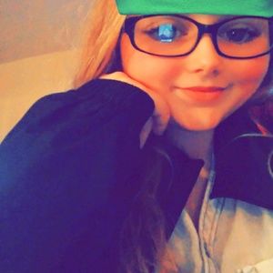 Meet your Posher, Kaylee